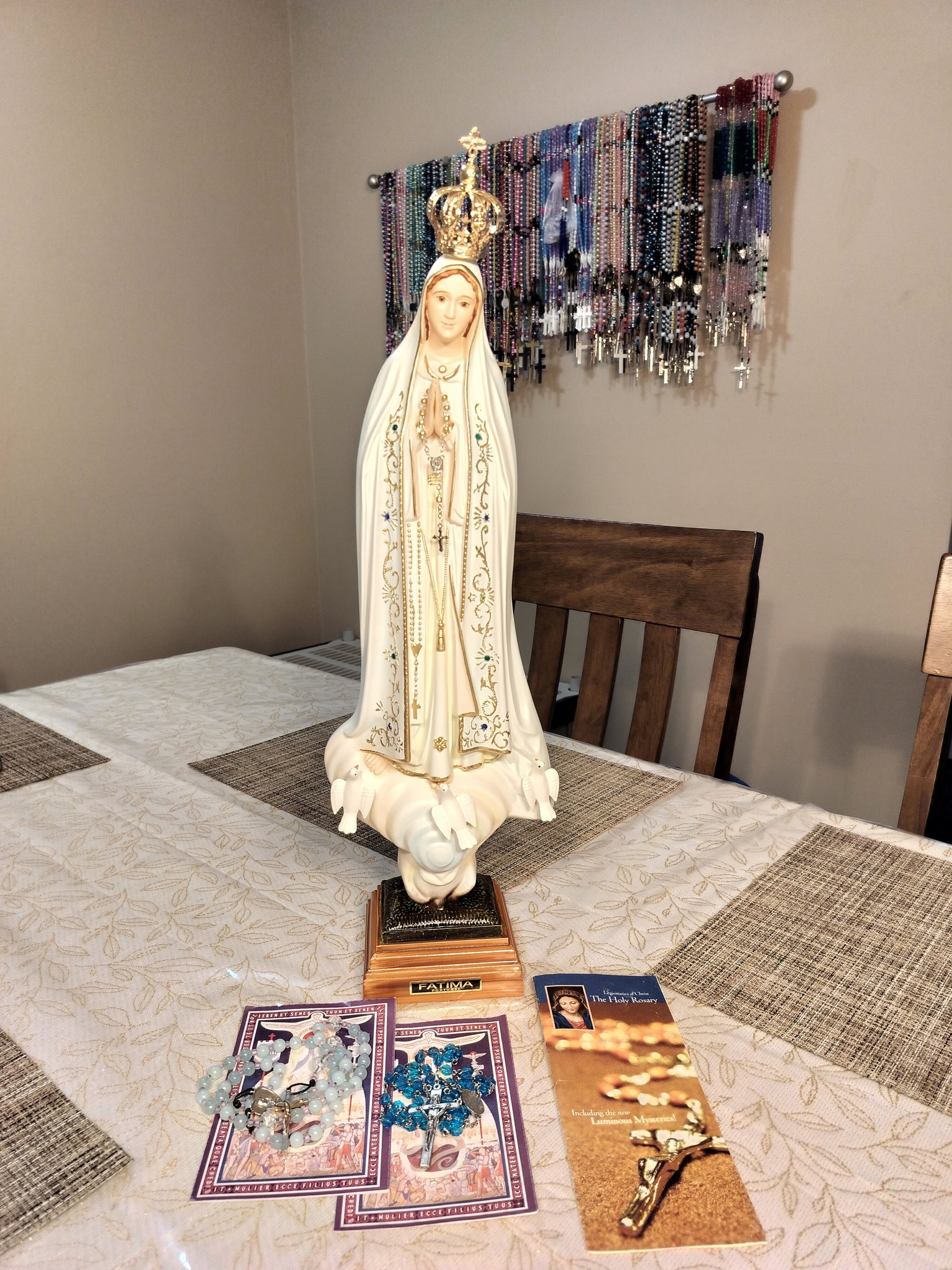 Read more about the article “I Love You, I Love You, I Love You”: The Heart of the Hail Mary